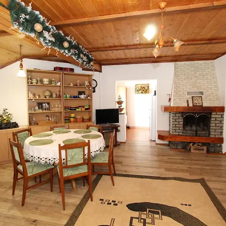 хуторянка Feriehus Tatariv